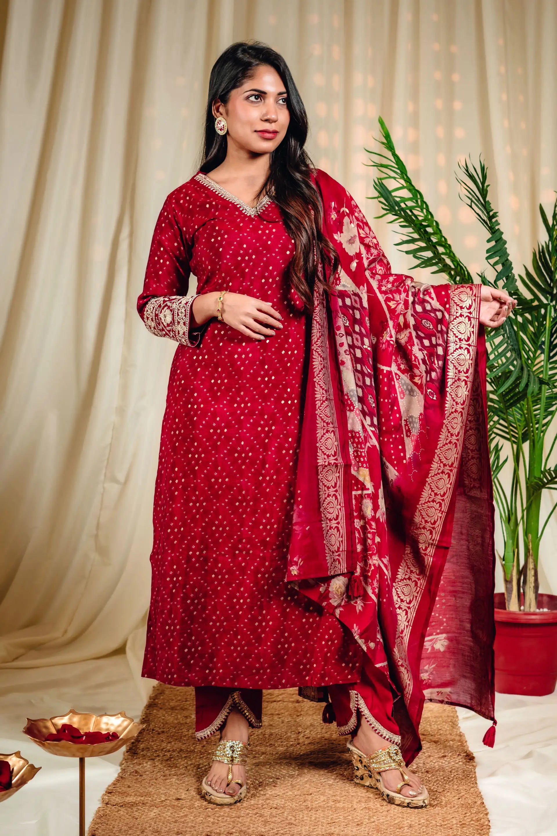 Maroon Red Bandhani Gold Print Straight Suit Set