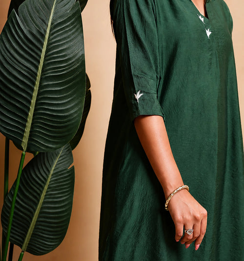 Vihang – Earth Green Kurta Set