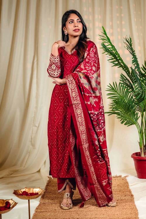 Maroon Color Bandhani Gold Print Straight Suit Set