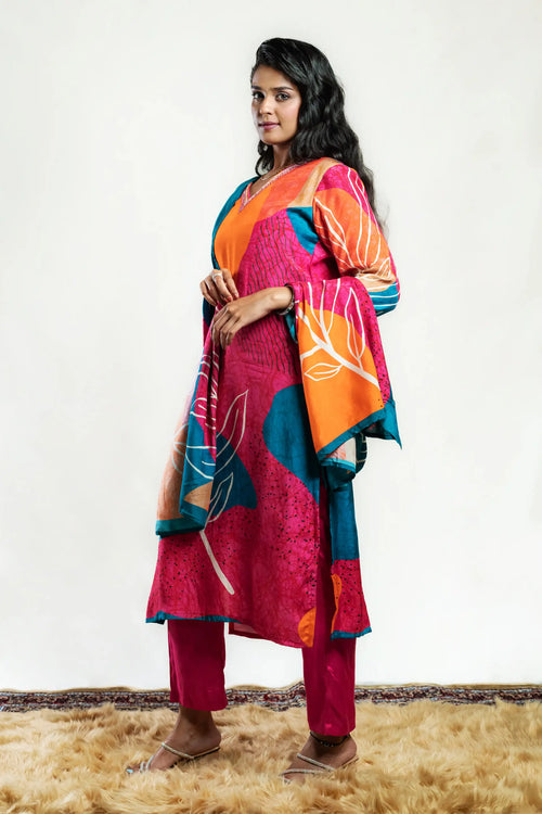 Multicolor Muslin Leaves Print Straight Suit Set